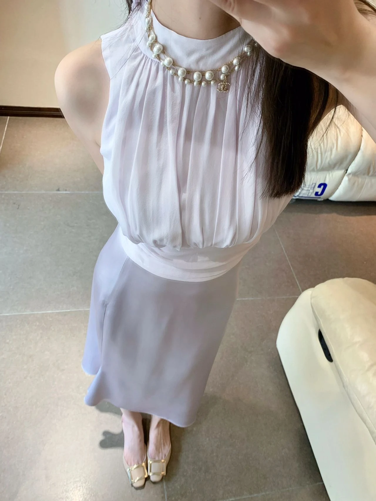 美女穿搭身材自拍包包(粉紫色真的要命！ )-喵神素材库