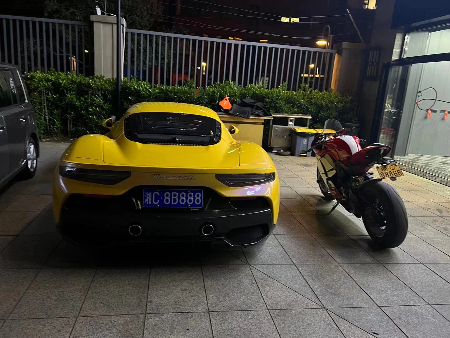 车载音乐听歌落日夕阳( 什么情况啊，这是也被景色美到了？)-喵神素材库