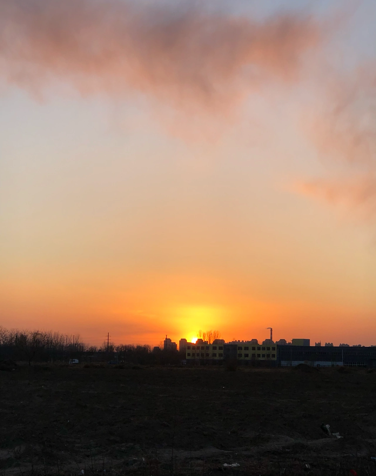 冬景冰面河夕阳日落(携一抹阳光的明媚与温暖，于每一个晨起暮落，读 草木清欢；品岁月静好；过简单而清宁的生活。)-喵神素材库