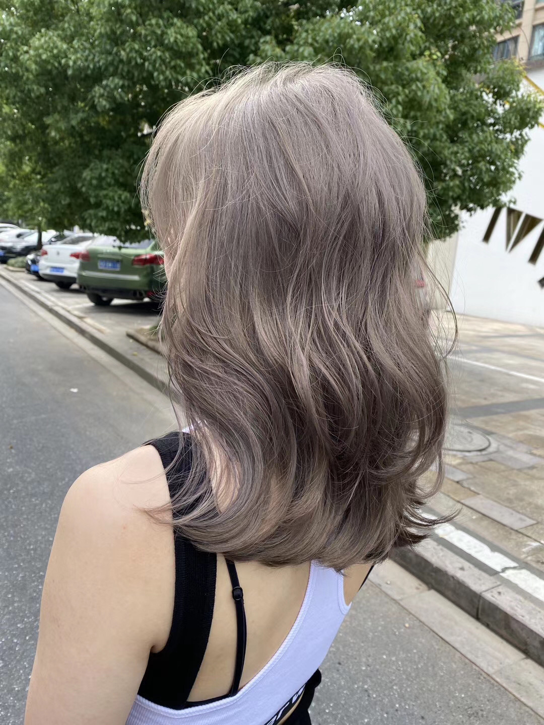 染发发色推荐理发店美女发型短发烫发(还没决定好要染什么颜色来迎接春夏吗？)-喵神素材库