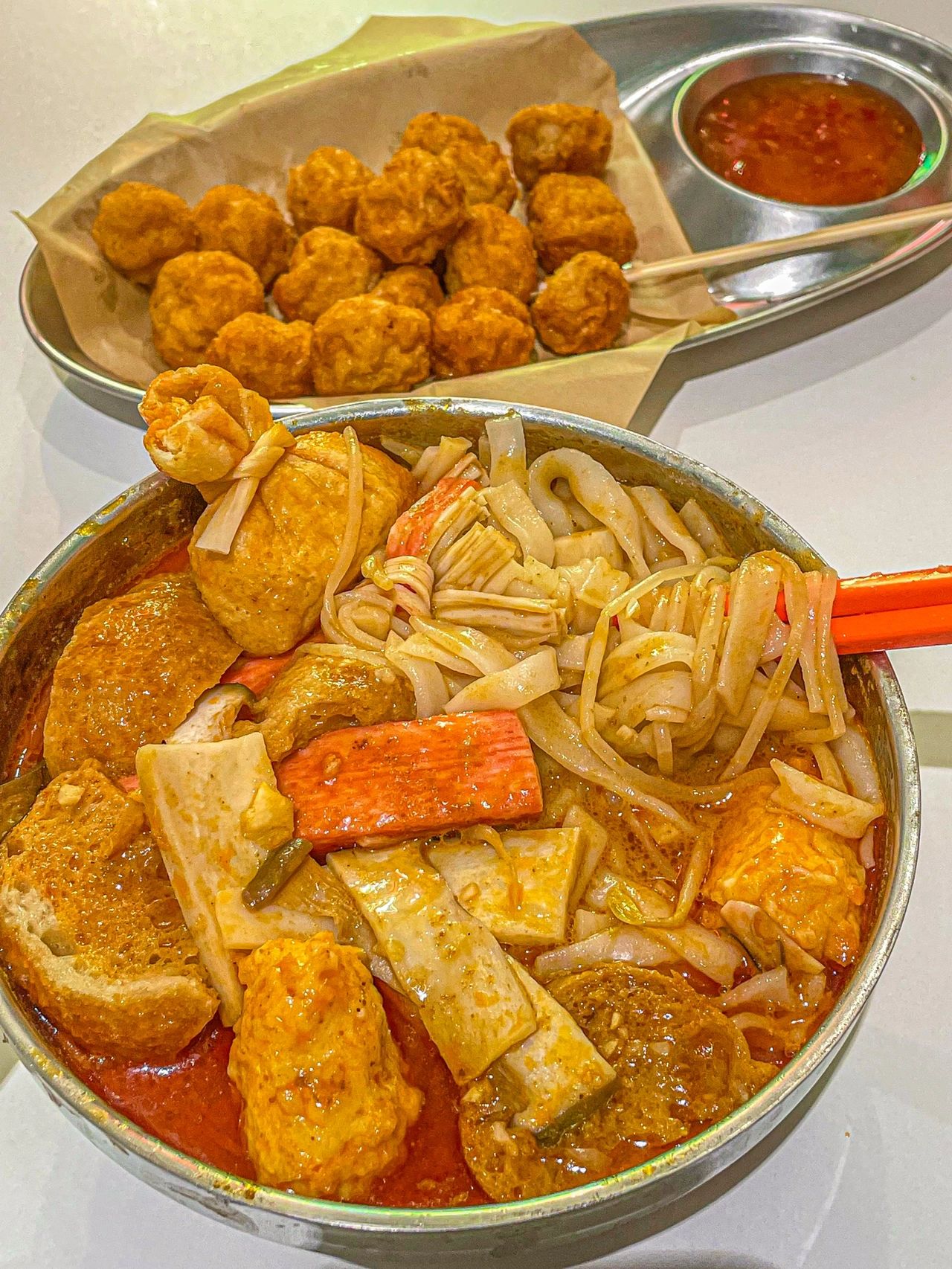 3美食沙茶面小吃午餐广州富囍·欢喜沙茶富贵冬阴(江南西店)(这家店正式成为了我的小饭堂又便宜又好吃)-喵神素材库