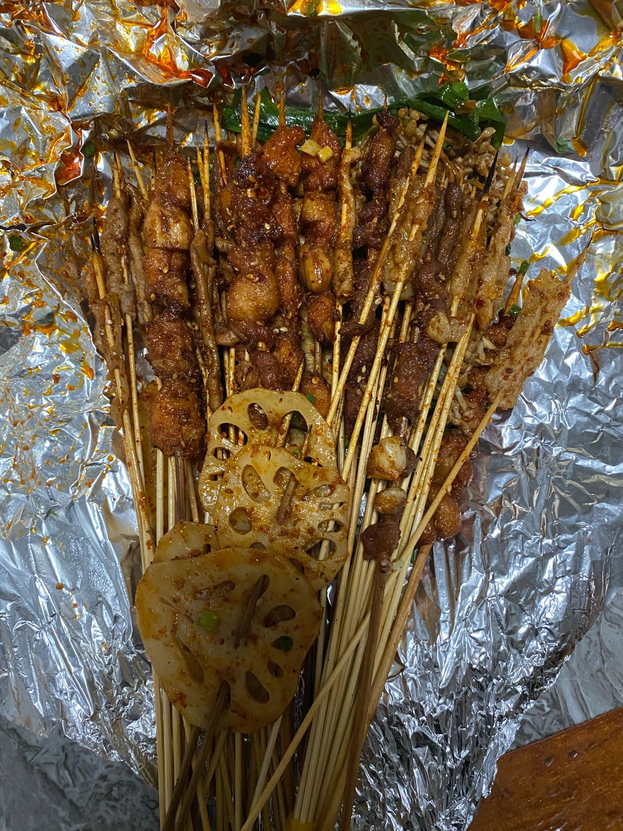 晨跑跑步运动健身打卡烧烤(昨晚吃了烧烤哟，好久没吃啦味道还不错，但是今天早上跑步减回来)-喵神素材库