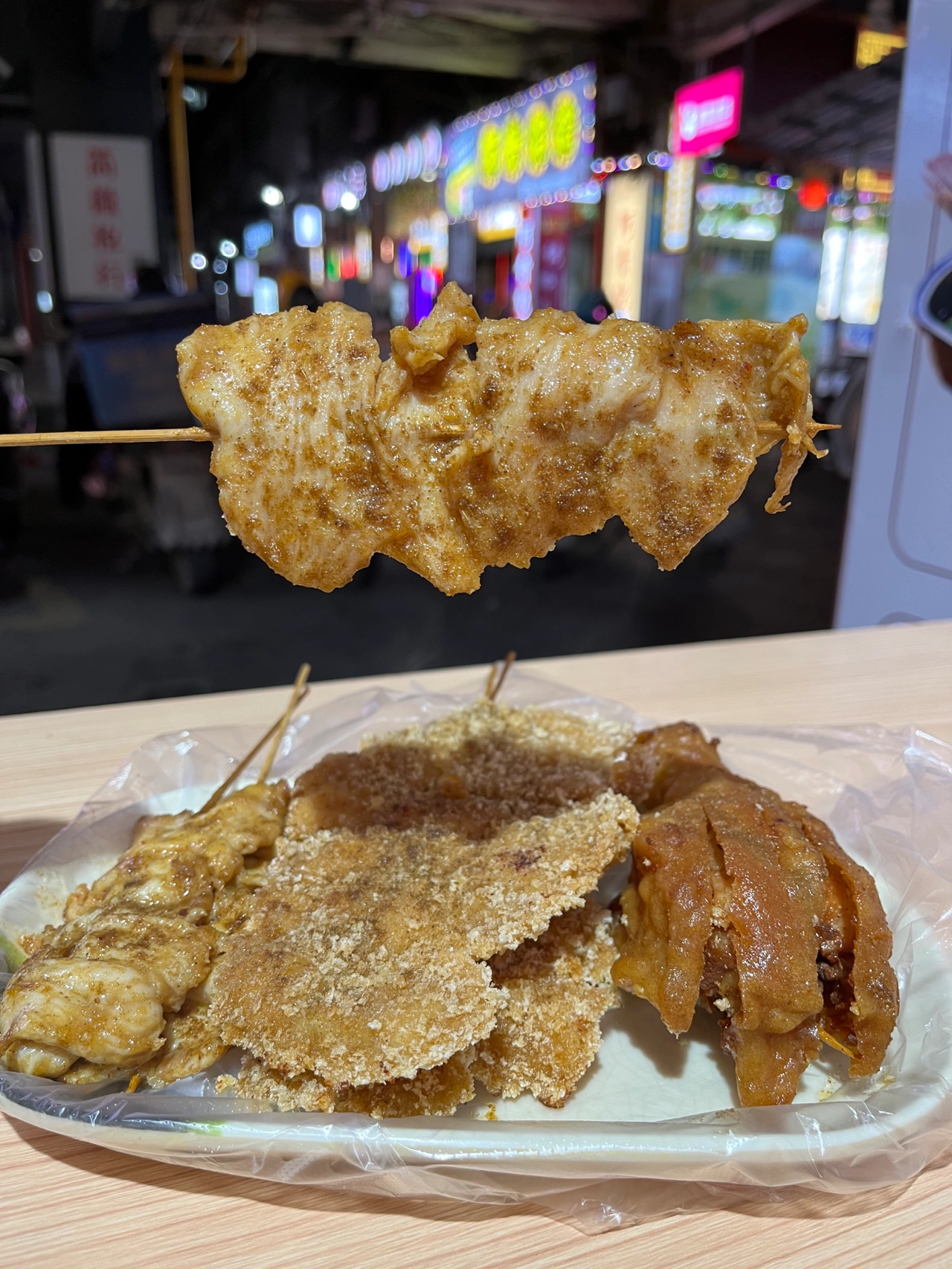 路边摊刨冰炸串铁板烧烧烤小吃风味小吃(香炸里脊肉 太好吃了)-喵神素材库