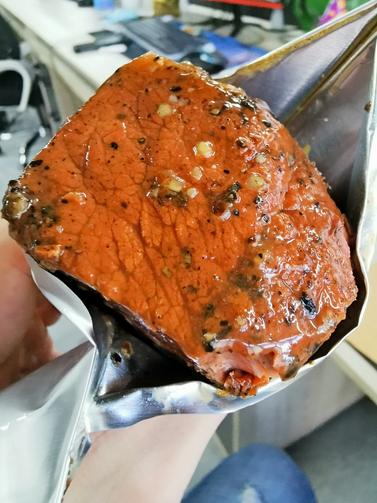 小吃零食减脂牛肉(头一次吃这种即食牛肉没想到还挺好吃的)-喵神素材库