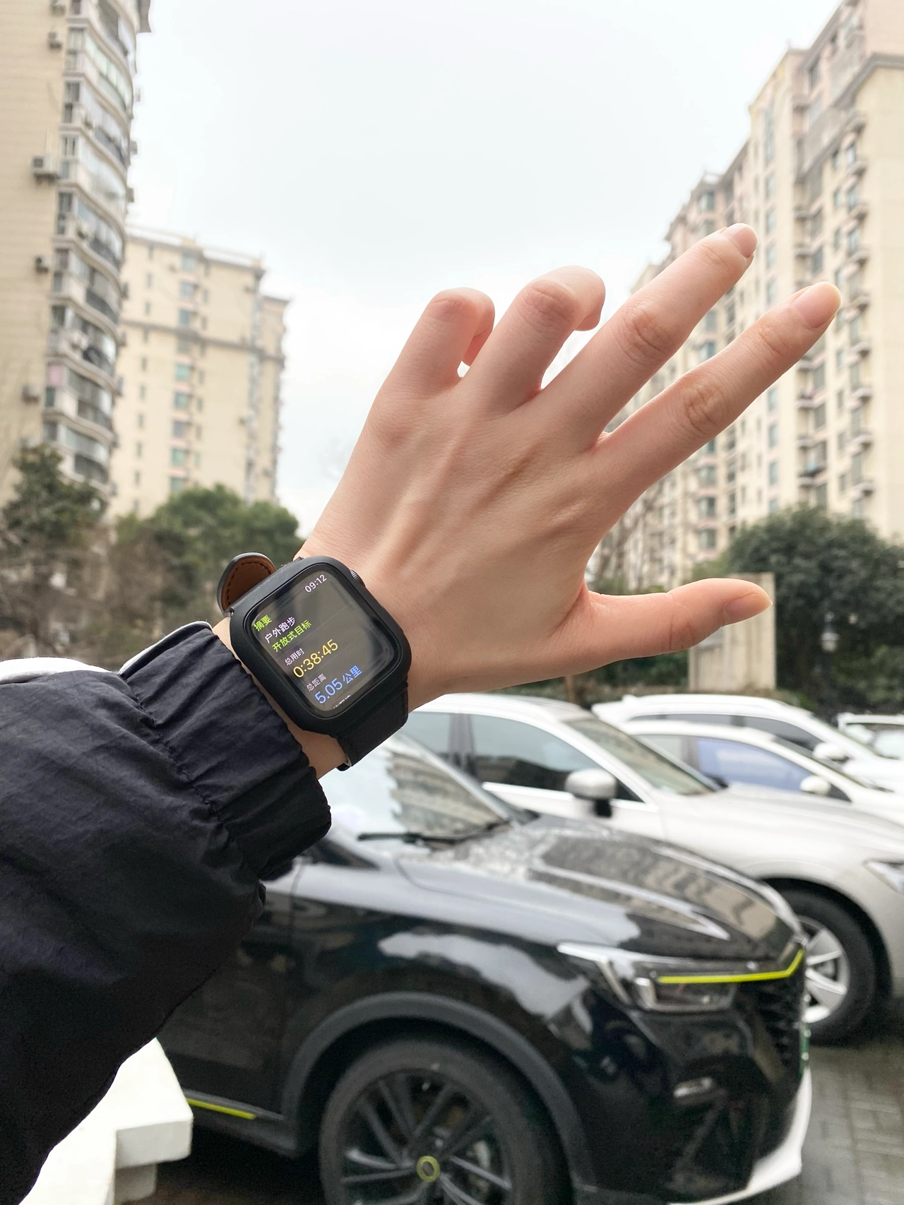 2晨跑锻炼早晨手手表日常(别问我为什么这么晚因为昨天晚上打王者到12点星期五的晚上有点放肆居然熬夜恨不得想打自己)-喵神素材库