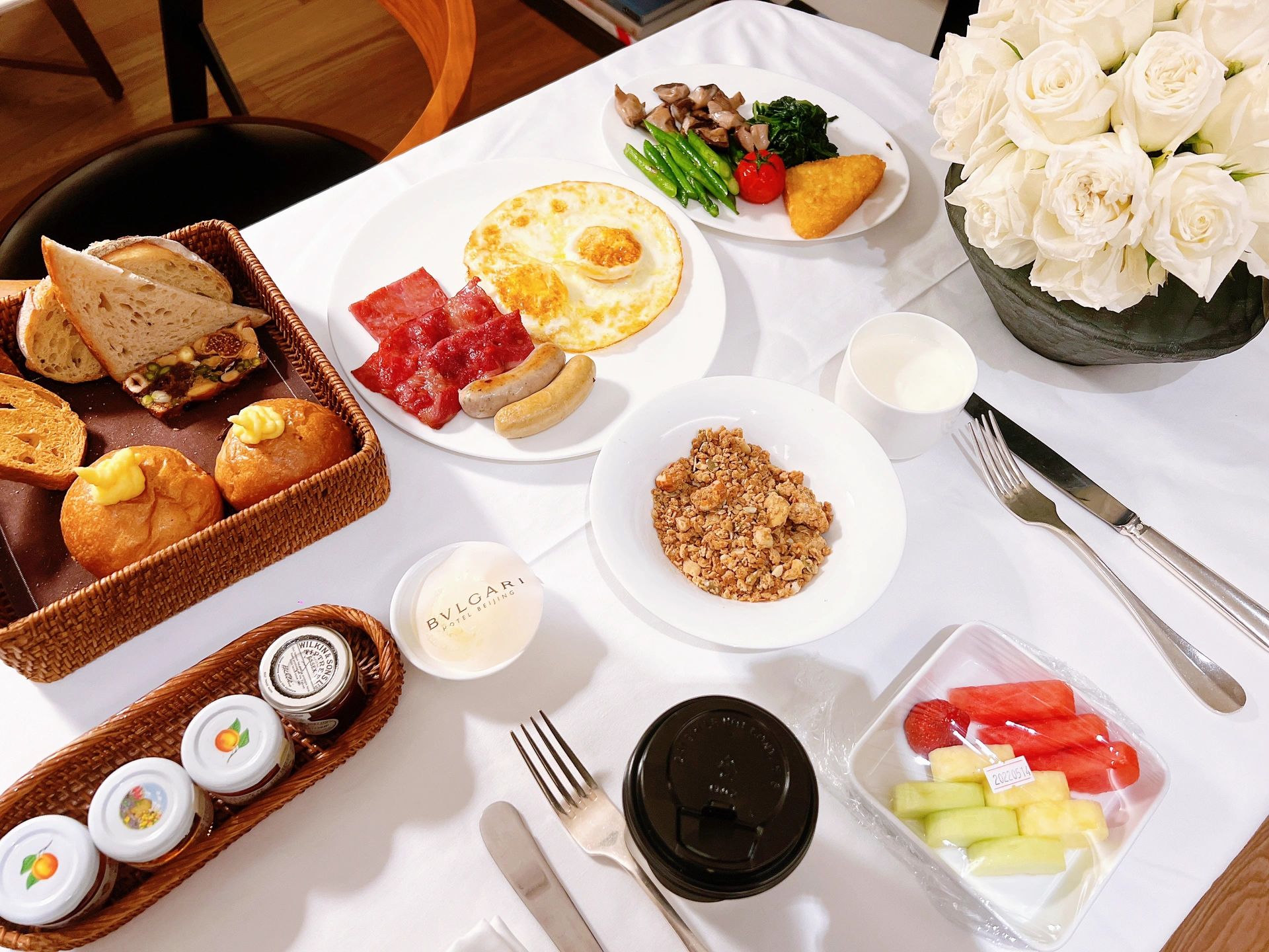 3美食早餐早茶面包甜点甜品糕点宝格丽早餐(半夜十二点的早餐也是头一回)-喵神素材库