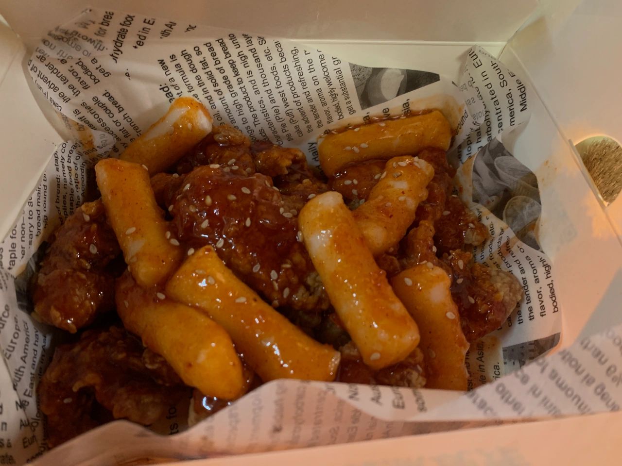 零食小吃炒年糕追剧(夜晚当然得小酌配电影，泰斯卡 )-喵神素材库