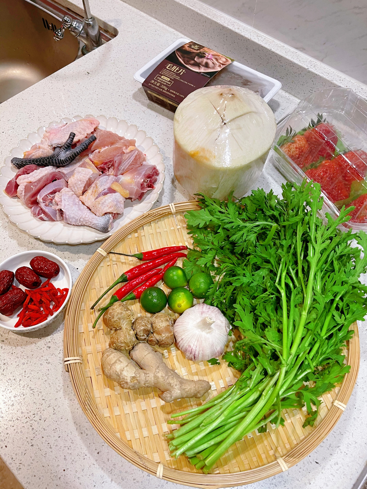做饭晚饭家常饭追剧(自制椰子鸡)-喵神素材库