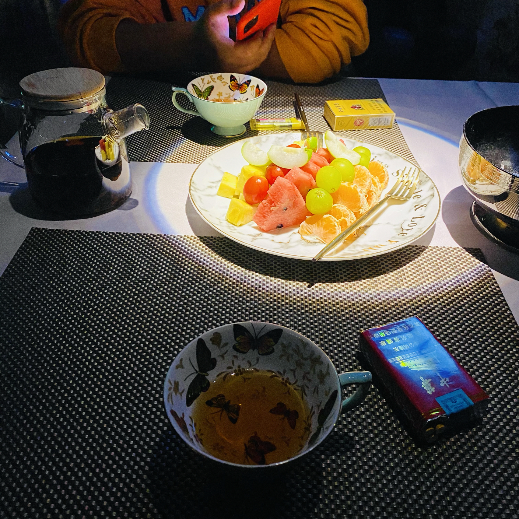 喝茶水果朋友聚餐( 不错)-喵神素材库