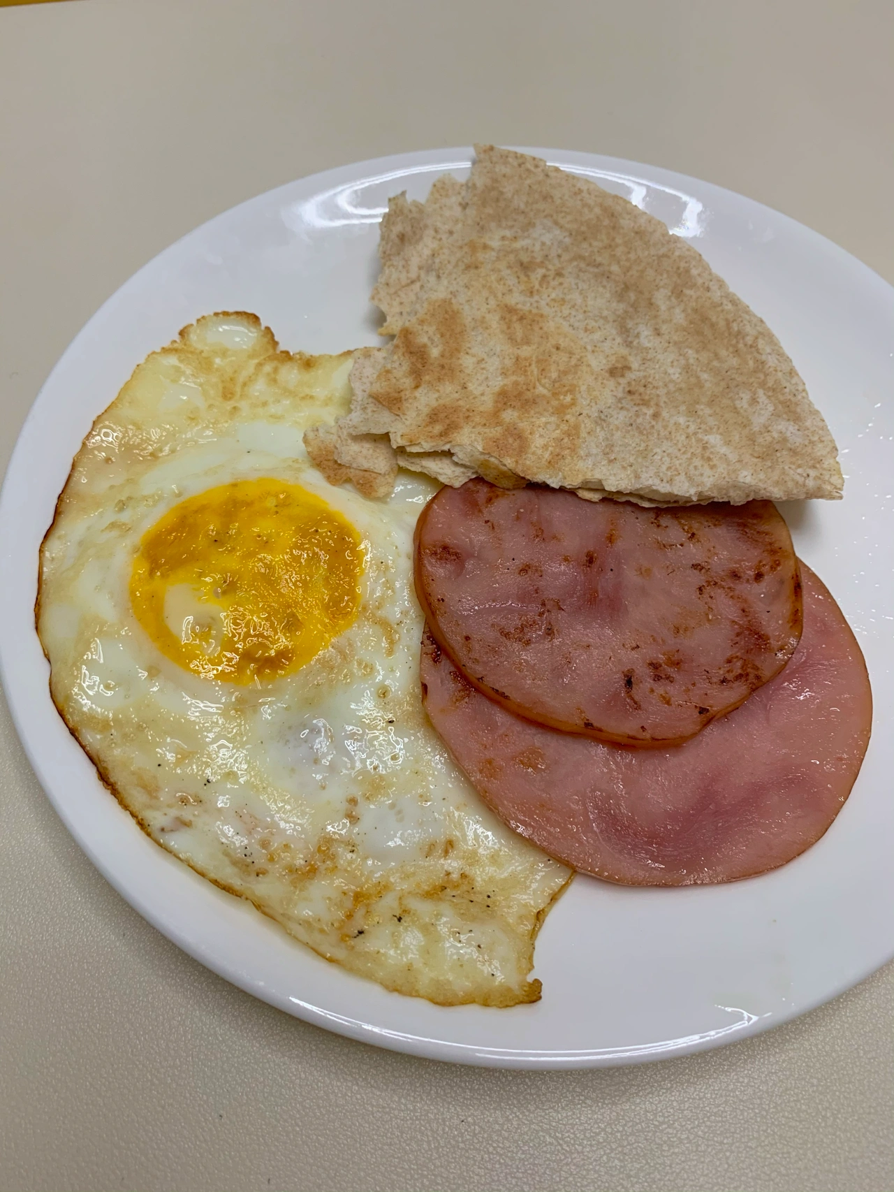 早餐美食面包水果牛奶煎蛋水煮蛋(煎蛋全麦饼火腿片豆浆)-喵神素材库