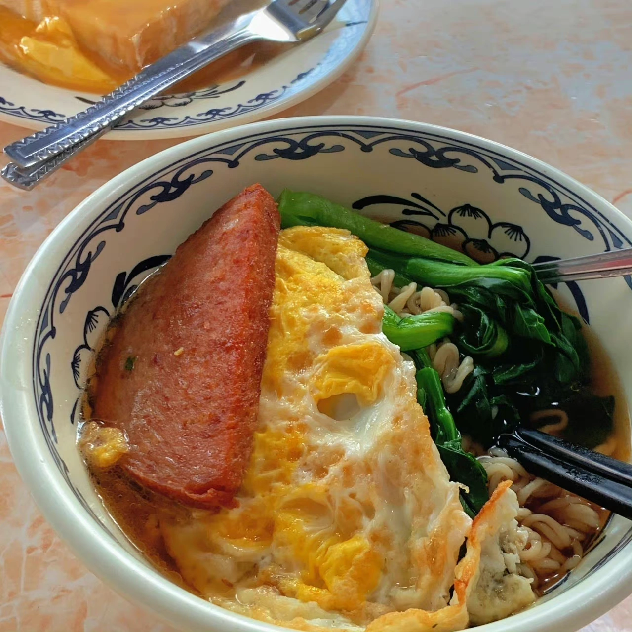 3水果早餐营养餐生日餐西餐美食奢侈品蔻驰女包(人间的饭,吃一碗少一碗,身边的人,见一面少一面,脚下的路,走一天少一天,其实人生就是一个减法,来日并不方长。 ​​ )-喵神素材库