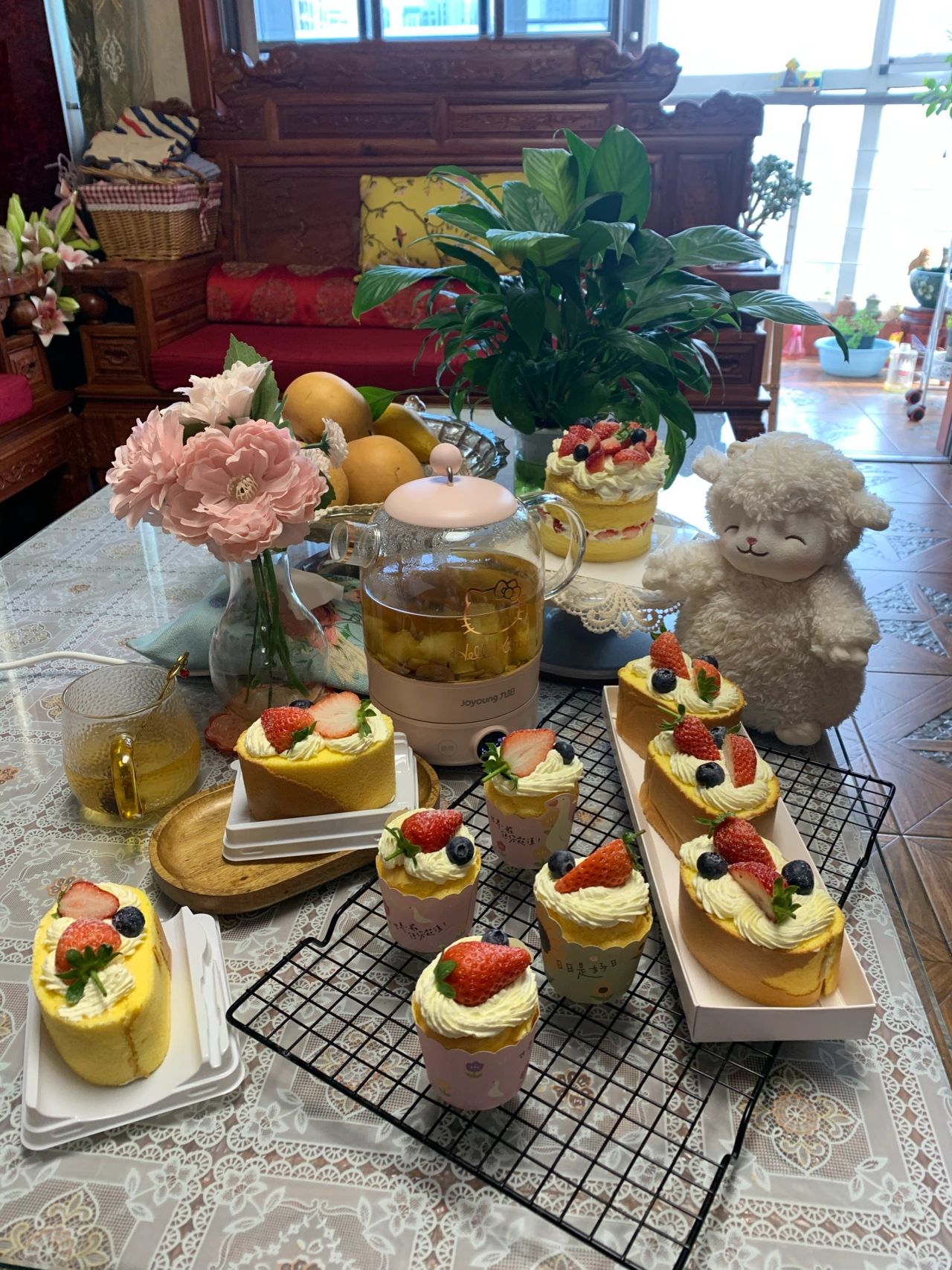 下午茶饮品甜点水果仪式感(我一不高兴就喜欢吃东西，一吃东西就发胖，一发胖我就很不高兴。)-喵神素材库