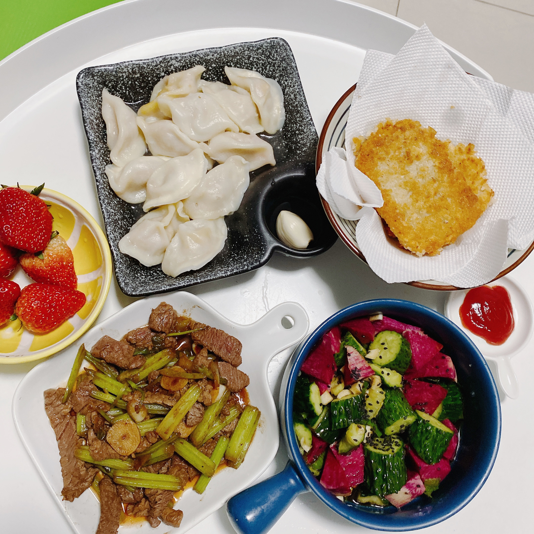 美食自己做饭水果饺子( 好吃)-喵神素材库