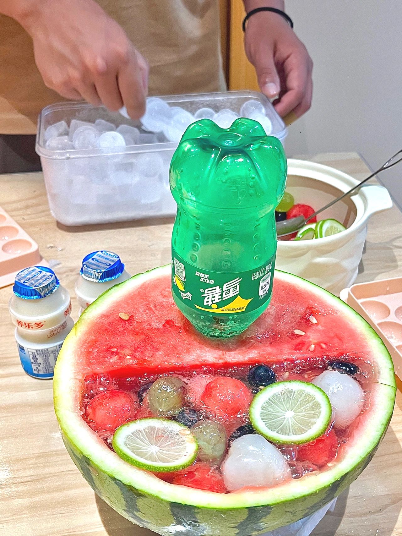 西瓜水果购物(男朋友给我做的冰西瓜也太治愈了！)-喵神素材库