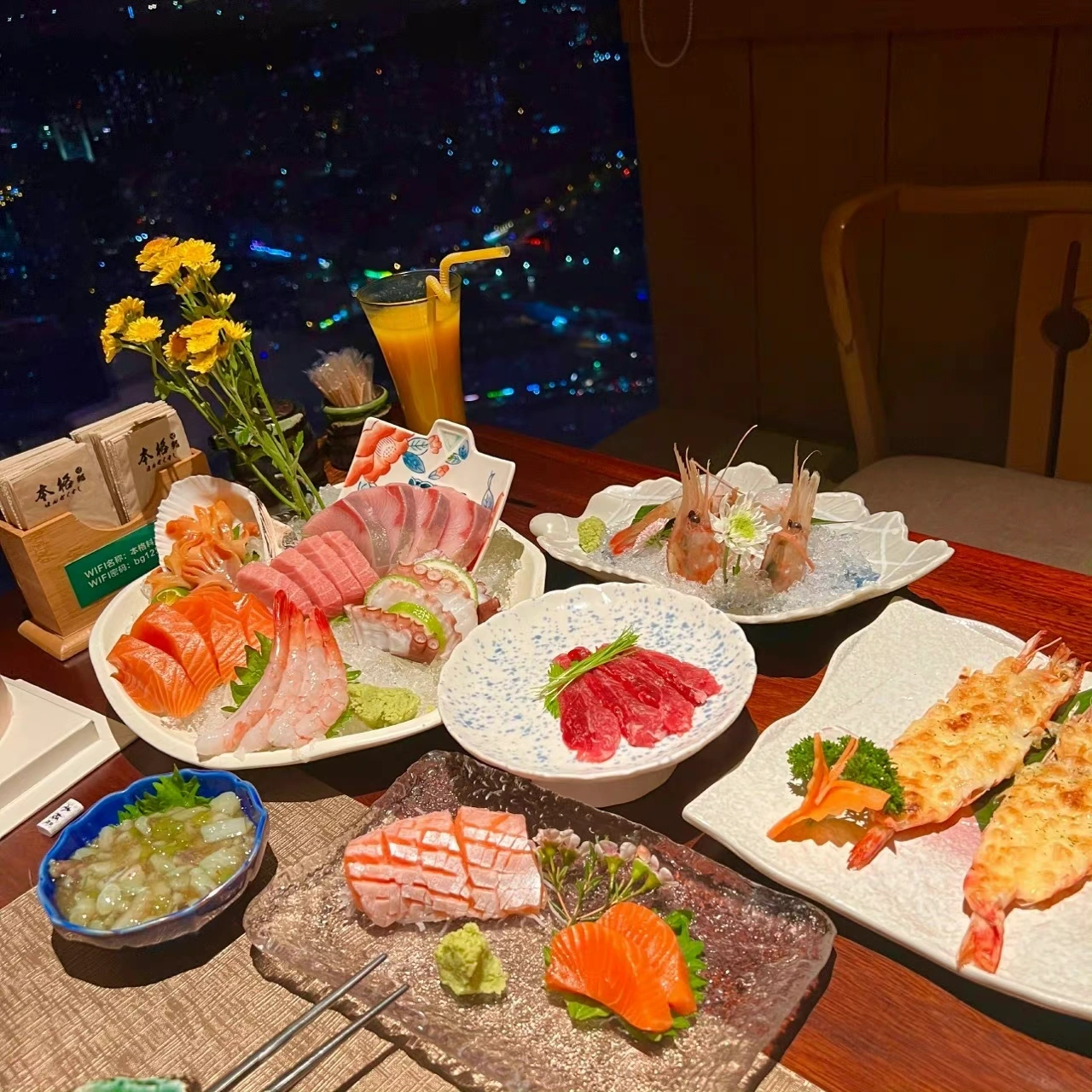 美食聚会聚餐甜点水果饮料美酒冰淇淋(如果新的一年我不能瘦一点的话,那就让我身边的朋友胖一点吧)-喵神素材库