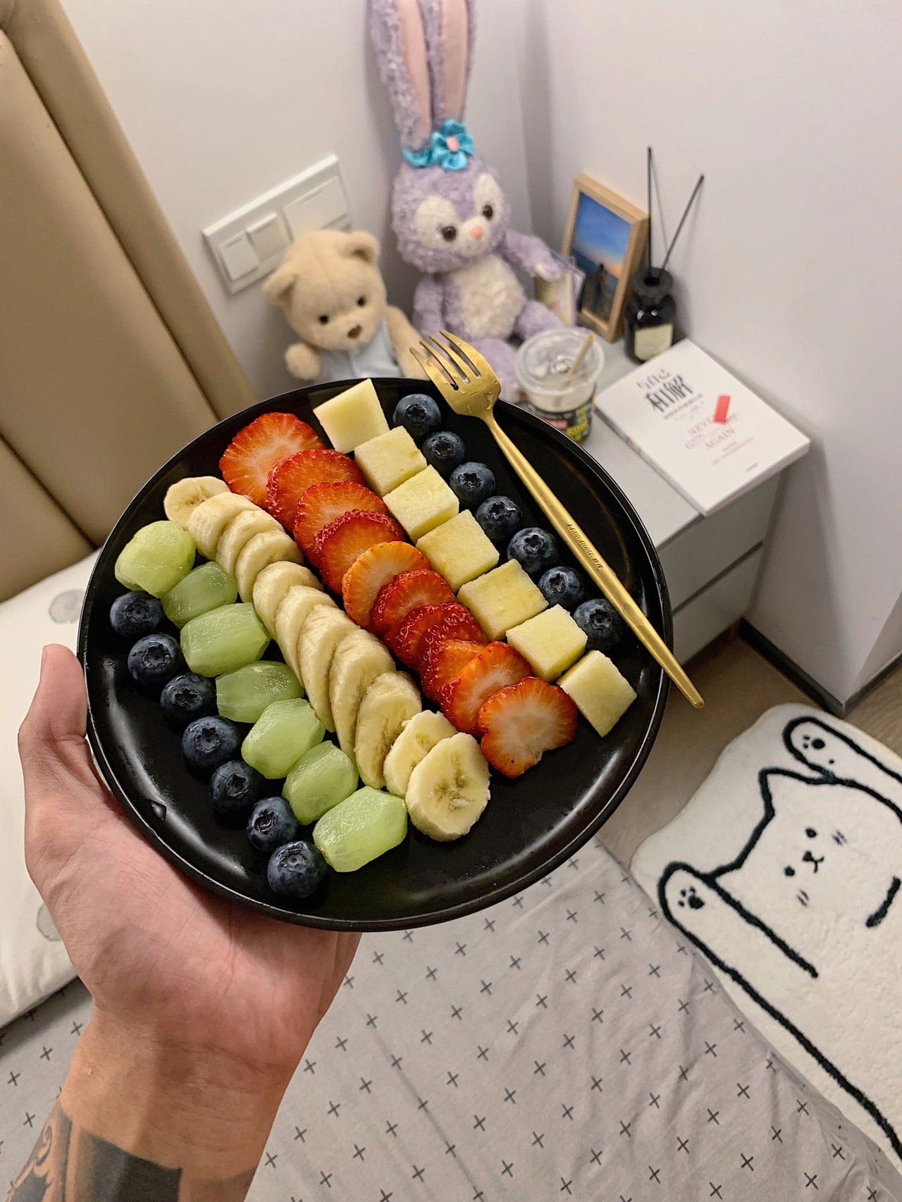 水果拼盘营养健康减肥餐玩具熊(今天来个多色水果拼盘)-喵神素材库