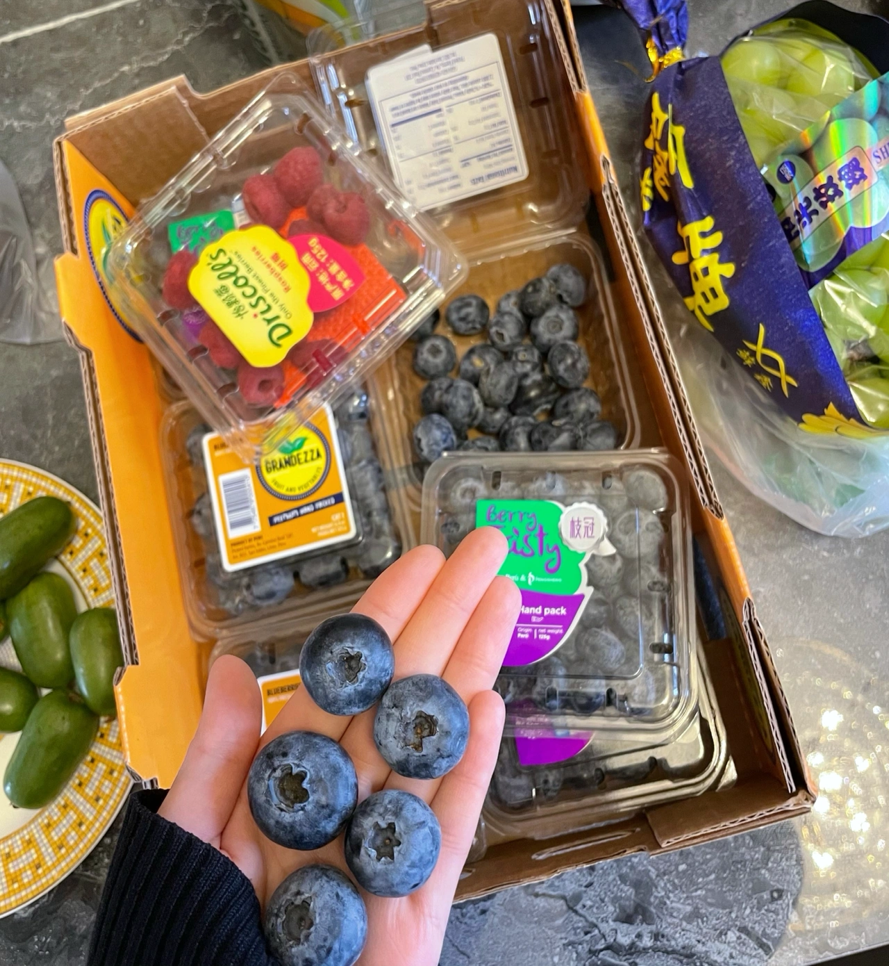 1晚饭火锅自己做饭火锅食材水果(最近天天在家里做饭 吃火锅最最最快乐了)-喵神素材库