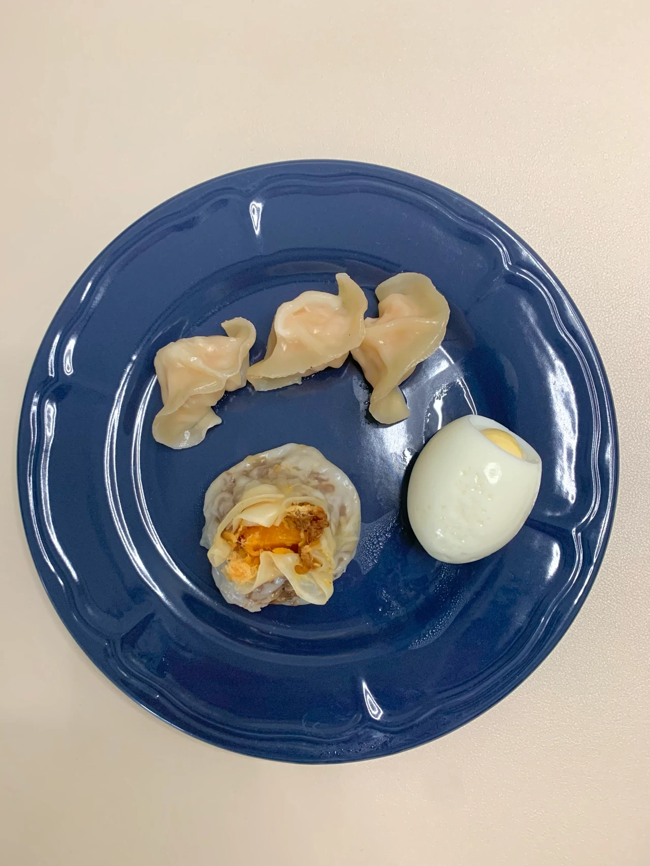 早餐美食面包水果牛奶煎蛋水煮蛋(虾仁蒸饺咸蛋黄烧卖煮鸡蛋牛奶)-喵神素材库