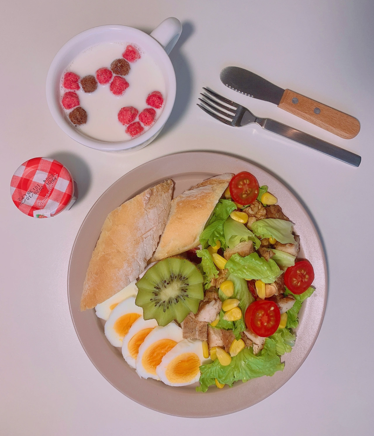 早餐美食面包水果牛奶煎蛋水煮蛋(小学生的营养早餐2021.9.18 )-喵神素材库