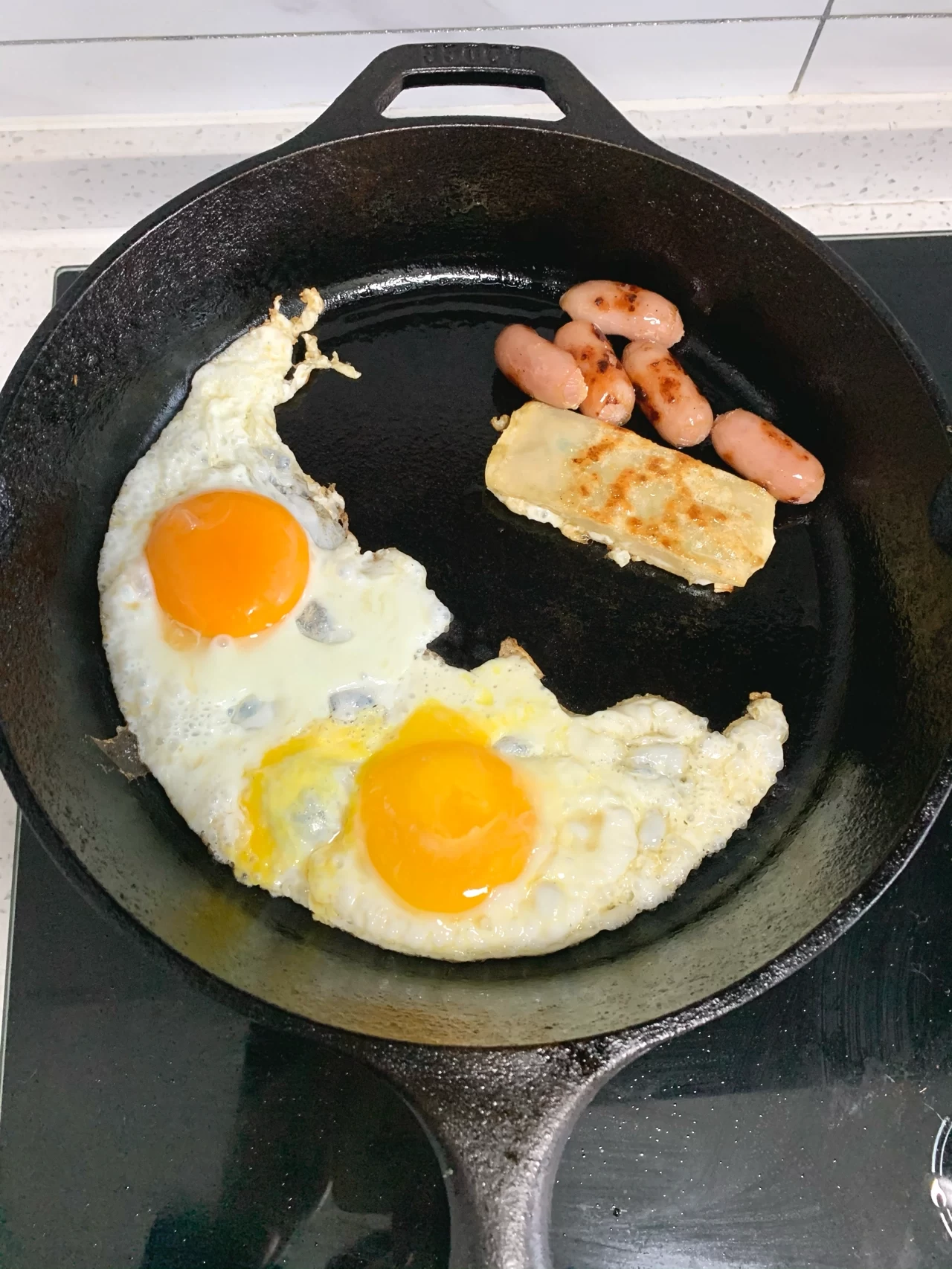 早餐美食面包水果牛奶煎蛋水煮蛋(回归正常生活啦煎蛋煎饺香肠牛奶 )-喵神素材库