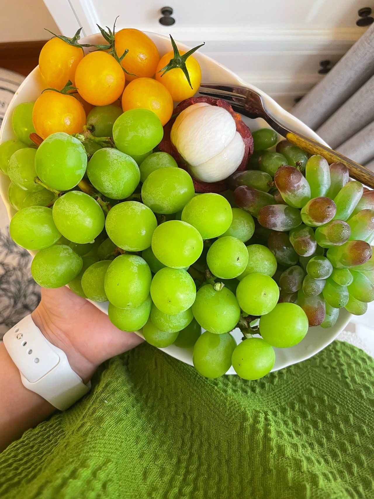 减肥餐减脂餐水果果拼(喜欢一只蝴蝶不要去追它，去种花，去种草，等到春暖花开的时候，蝴蝶一定会飞回来。)-喵神素材库