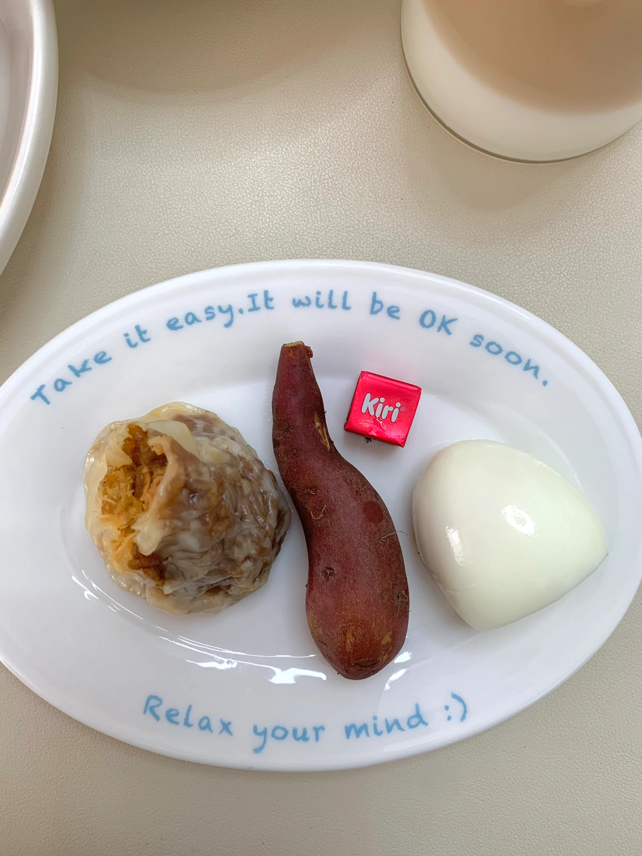 早餐美食面包水果牛奶煎蛋水煮蛋(周日的早晨得早起去加班的周末早餐还是要吃得好一点\\t)-喵神素材库