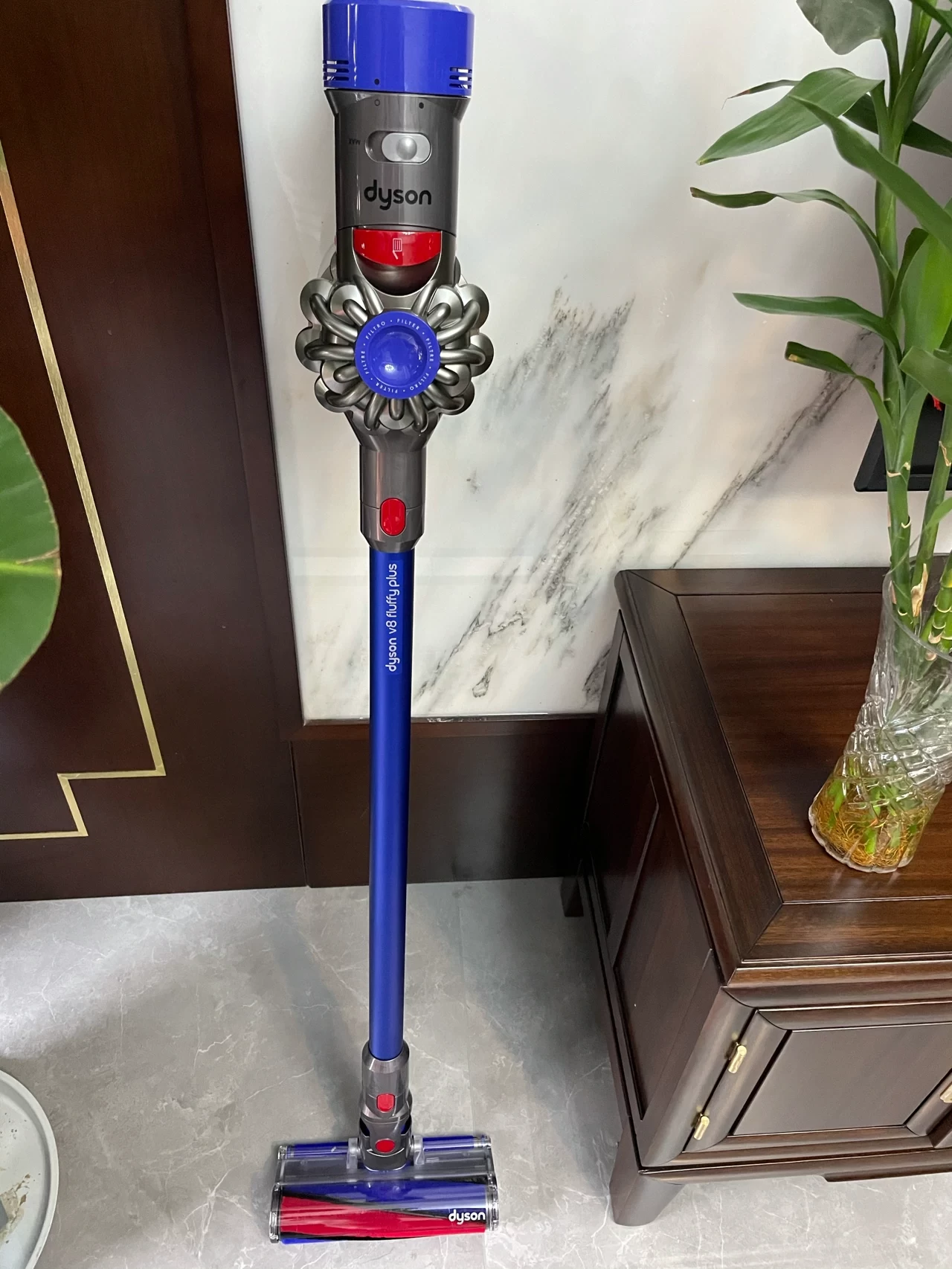 3家务吸尘器戴森吸尘器(居家好男人)-喵神素材库