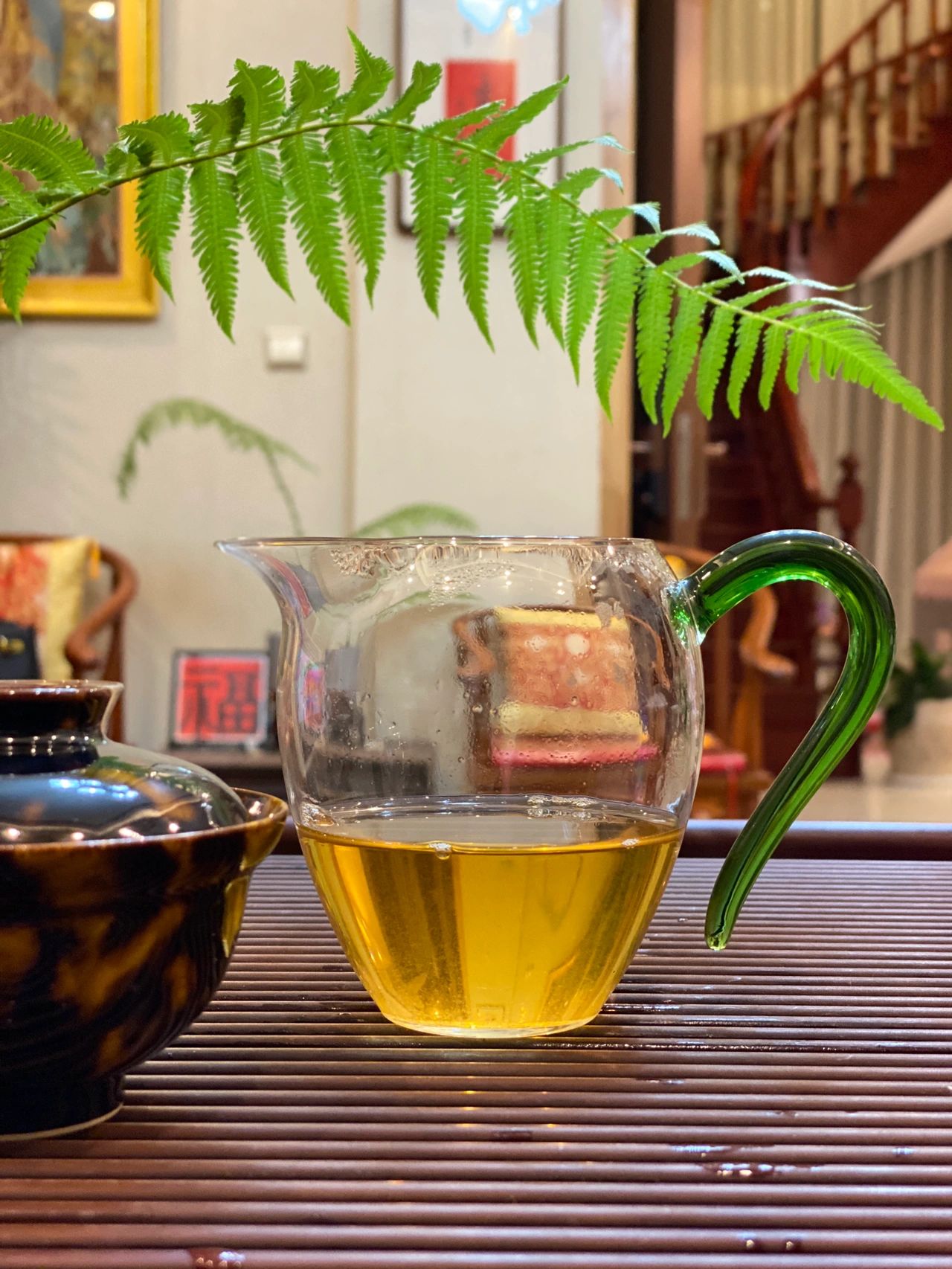 喝茶茶具茶生活茶器手机追剧(在家更爱喝茶 )-喵神素材库