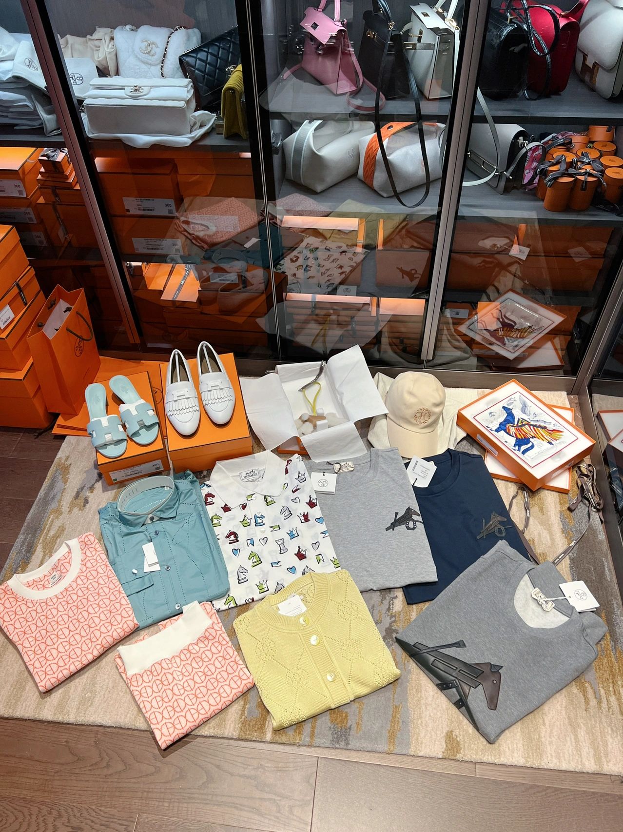 4爱马仕衣服包包鞋子挂件配货礼物礼盒开箱(爱马仕配货)-喵神素材库