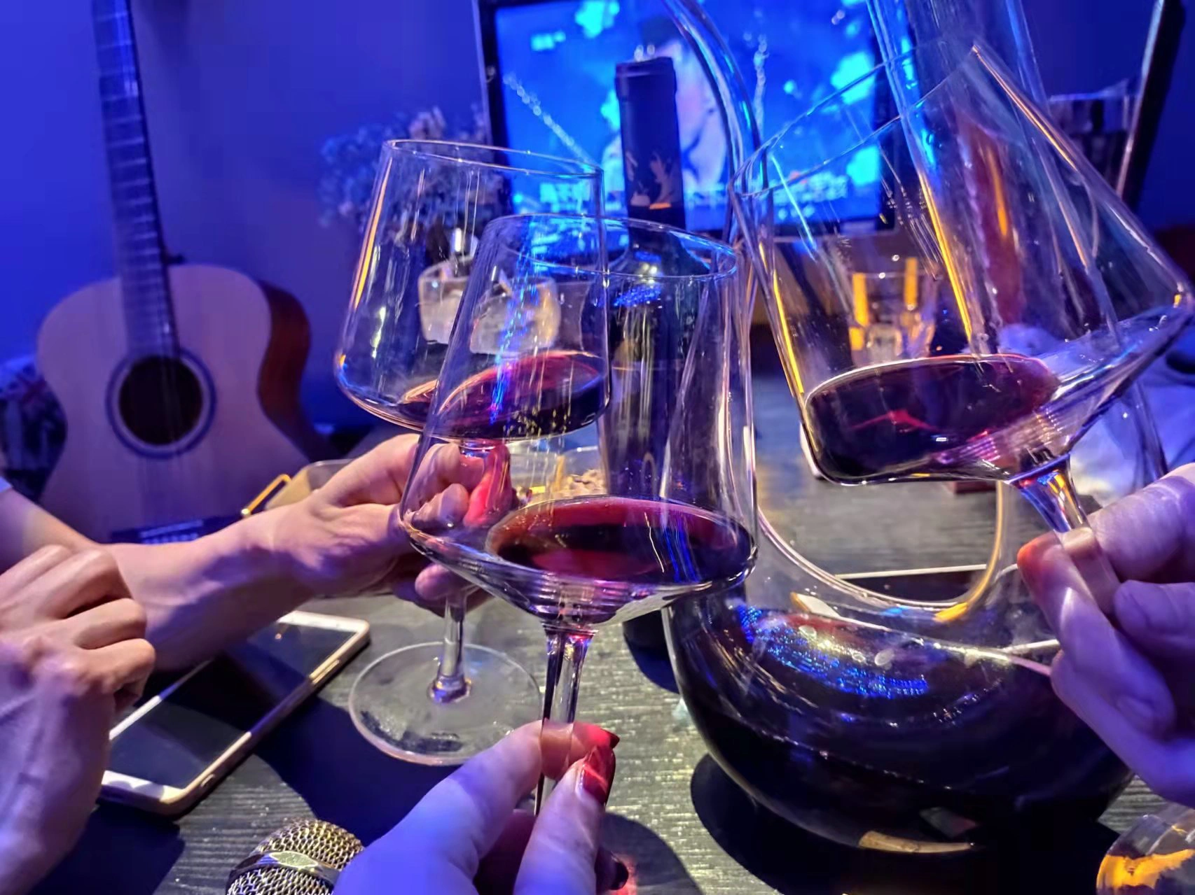 聚会应酬喝酒红酒葡萄酒(聚会)-喵神素材库
