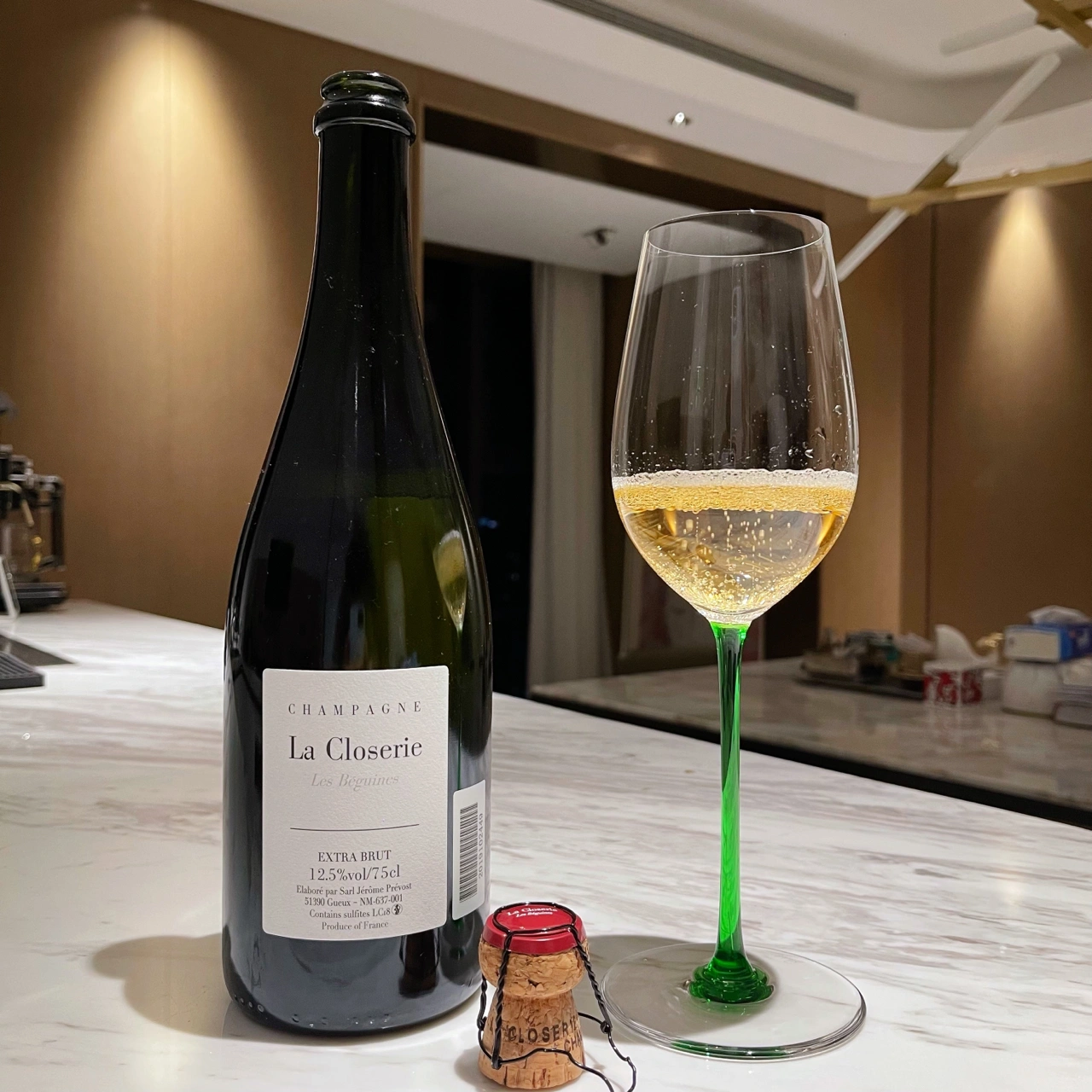 8红酒葡萄酒美酒品酒香槟(近一年香槟的涨价速度让人望尘莫及 去年冬买白 夏买红 还能缓和下价格 \\t)-喵神素材库