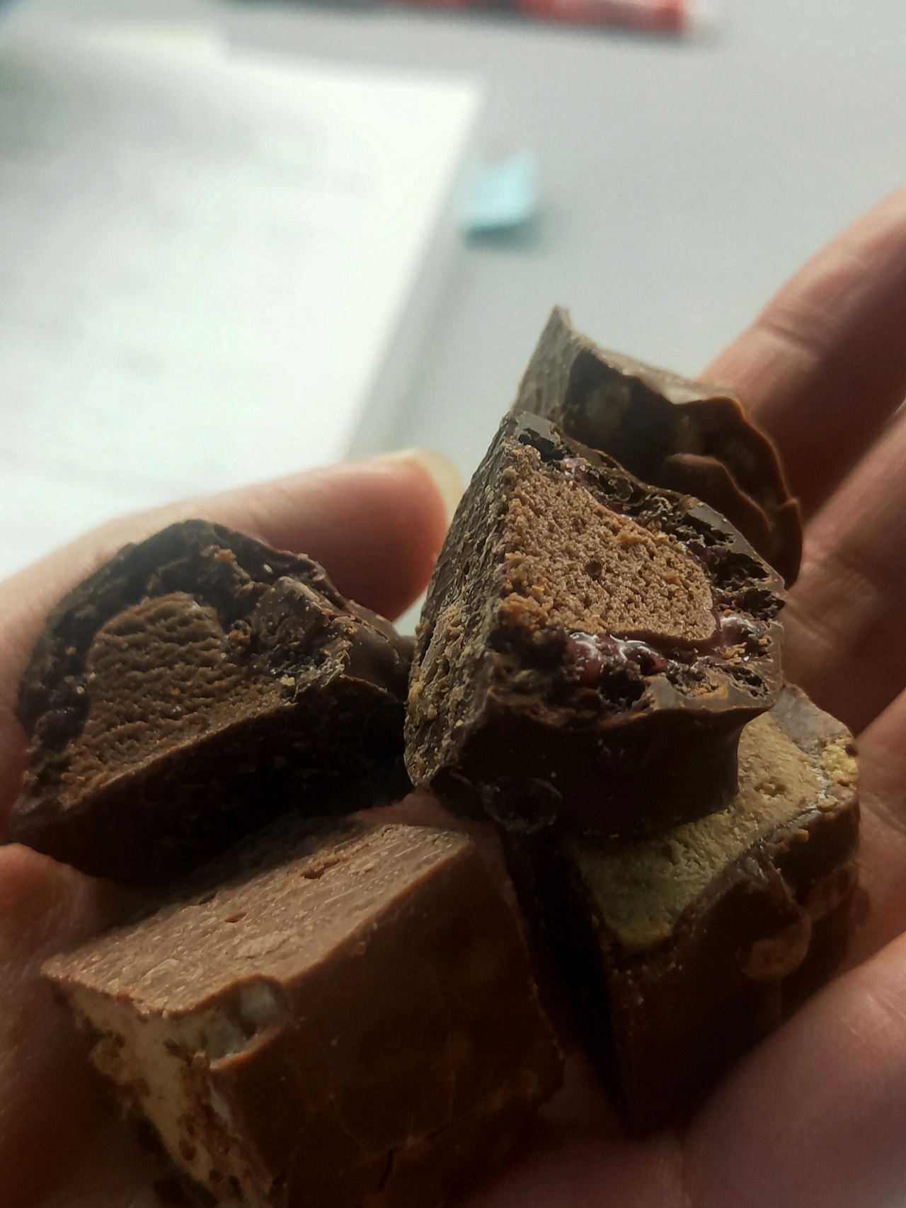 iu减肥法减肥日常减肥打卡轻断食(早餐：苹果+黑咖啡午餐：烤红薯+益生菌晚餐：几小块PhD蛋白棒)-喵神素材库