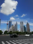 3城市风景街景上海东方明珠(有仇当场报是一个非常可贵的品质别人说了你不喜欢听的话，你能嬉笑怒骂的当场怼回去这是有勇气，高能量别人讲了有点让你尴尬的内容，你能在谈笑风生间化解这是高情商，思维敏捷别人无意间攻击了你，你能坦然自若的继续与对方聊天这是包容度高，钝感力强不要做有气憋在心里，过几天才发作的人也不要当想说什么话又诸多顾忌，最后词不达意的人更不要成为总是委屈自己，成全别人的人做一个有仇当场报的人，你的人缘反而会变得更好，因为人人都喜欢高价值的人 )-喵神素材库