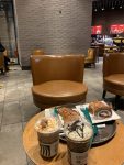 3下午茶甜品哈尔滨 星巴克 Starbucks (法式香浓巧克力可颂味道还可以吧)-喵神素材库
