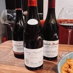 红酒葡萄酒美酒品酒( 高脚杯鲜花红酒、静谧浪漫。)-喵神素材库