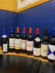 红酒葡萄酒酒柜(阿德勒曾说“要想消除烦恼，只有一个人在宇宙中生存”)-喵神素材库