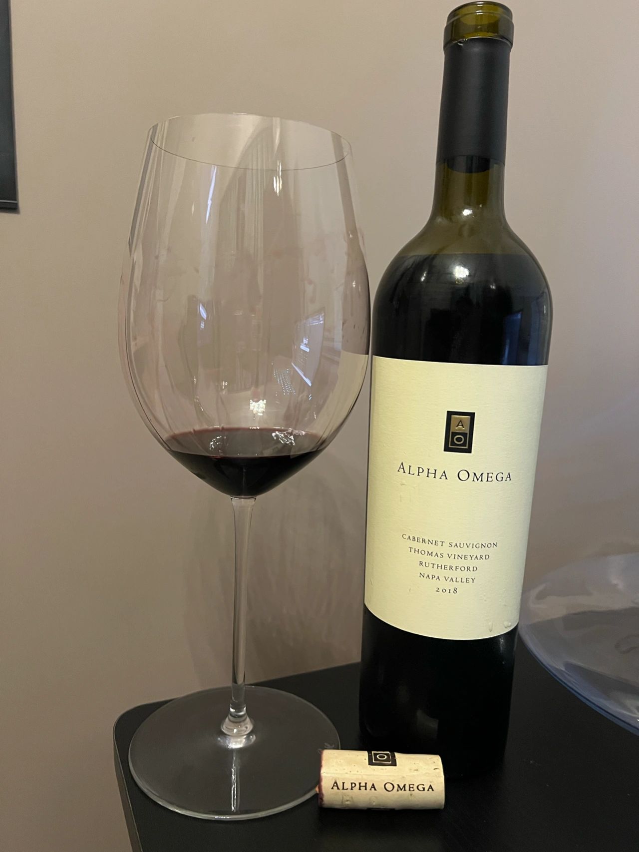 5酒红酒葡萄酒酒杯(坏人没有羞耻，所以活的心安理得。好人规矩多，思虑过多就成了疾。)-喵神素材库