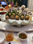 3威士忌洋酒喝酒聚会应酬(刚刚好的烟熏味，还有一些烧烤，坚果香，黑巧克力的味道，尾韵还有一点蜂蜜，玫瑰花瓣香气。)-喵神素材库