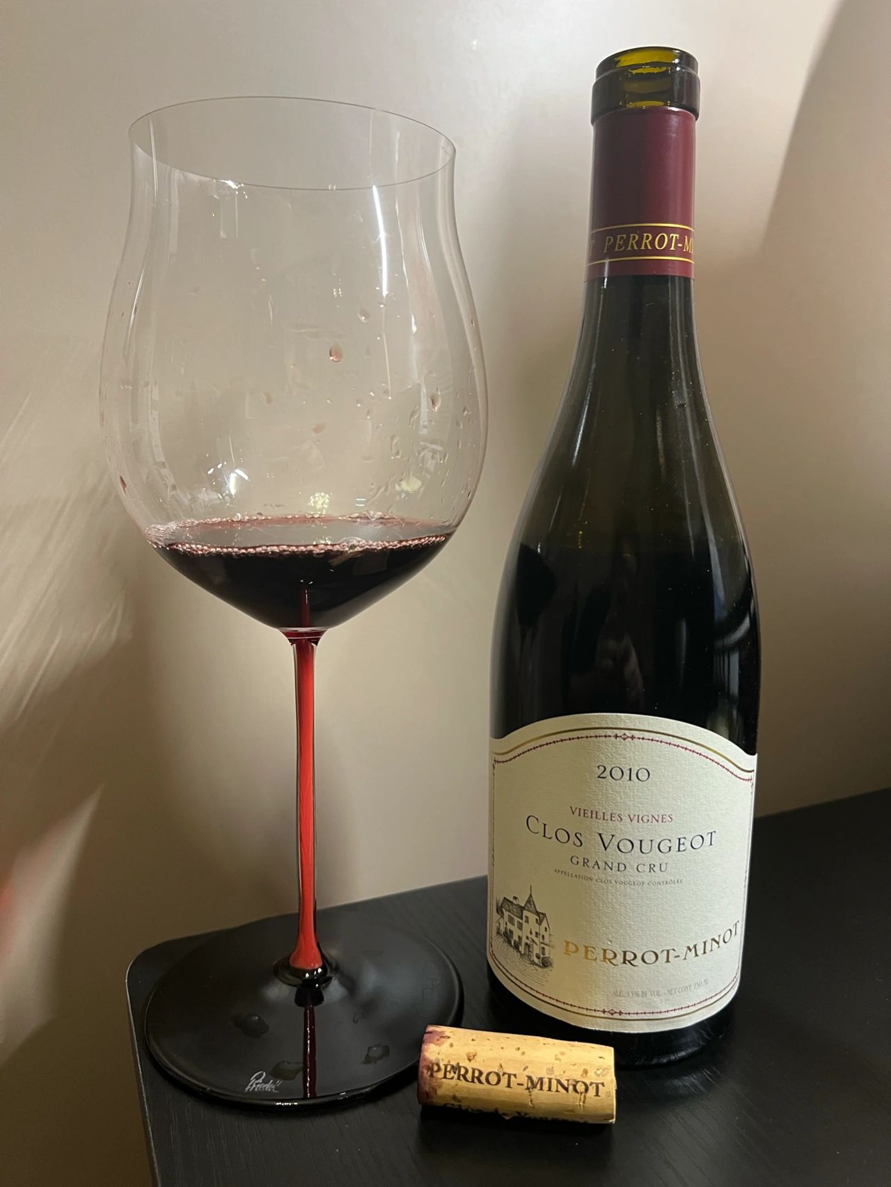 4酒红酒葡萄酒酒杯品酒(一直不敢说自己的生活有多苦，因为我相信比我苦的人大有人在，无非是起得早点、吃饭晚点、耍得少点；一直不敢说自己受了多少委屈，因为我知道绝大多数人是理解我的，误会只会是暂时的，忍一忍就过去了。      )-喵神素材库