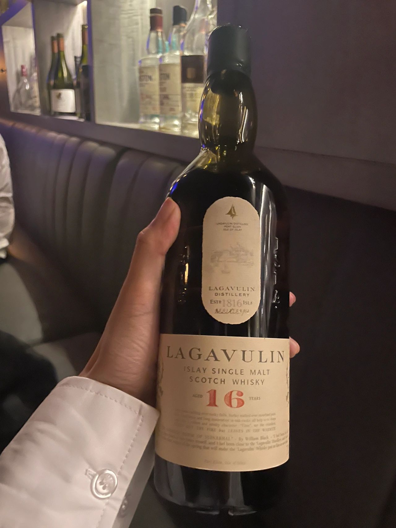 会所喝酒品酒(今夜来一杯酒)-喵神素材库