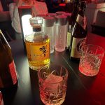 3喝酒酒吧威士忌日本三得利威士忌( 我突然明白，人都会变的，不要再投放过多的期待，也不要再各自为难了)-喵神素材库