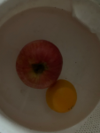 2煮红酒在家日常橙子苹果陈皮(把所有原材料和没过材料的红酒加入锅里大火煮10分钟，然后加入剩下的红酒再小火煮10分钟)-喵神素材库