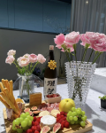 现代轻奢晶花瓶花酒水果拼盘(拿到手里的时候谁能想到这居然真的是巴卡拉平替呢至今不敢相信只用十分之一的价钱就拿到手了 和大牌同款一样的沉甸甸 一样的夺目璀璨细节完全经得起考验 切割的工艺非常精细！是塑料和玻璃永远都代替不了的奢华感\\t)-喵神素材库