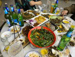 啤酒酒箱凉菜花生米聚会( 路还长，温柔的事一定会发生)-喵神素材库