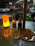 喝酒啤酒傍晚(如果以后不爱了,别冷战,我们就坐在街边吃点烧烤,喝点啤酒,你对我说一句我们就到这了,我都敬你三分坦诚。 ​​​ )-喵神素材库