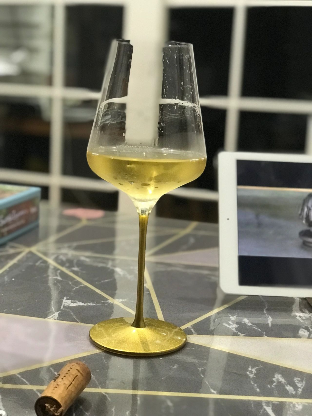 喝酒品酒洋酒(今夜来一杯微醺酒)-喵神素材库