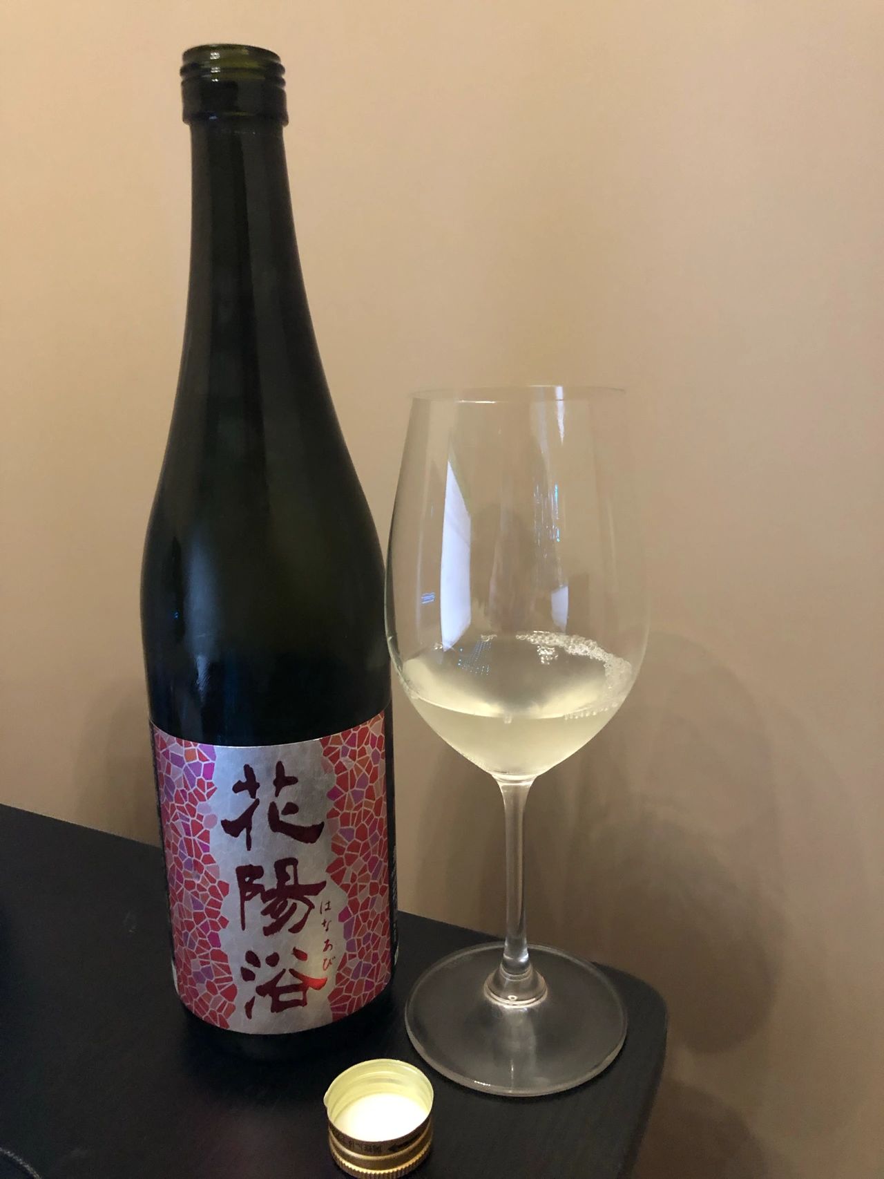 文案喝酒微醺美酒(上帝会原谅喝醉的人，但不会原谅赖酒的)-喵神素材库