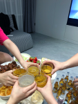 宵夜聚会姐妹趴美食放松美酒鸡尾酒RIO( 年底新家小聚，搞个宵夜)-喵神素材库