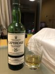 6喝酒酒品酒洋酒(是我最喜欢的泥煤口味之一 喝起来很过瘾)-喵神素材库
