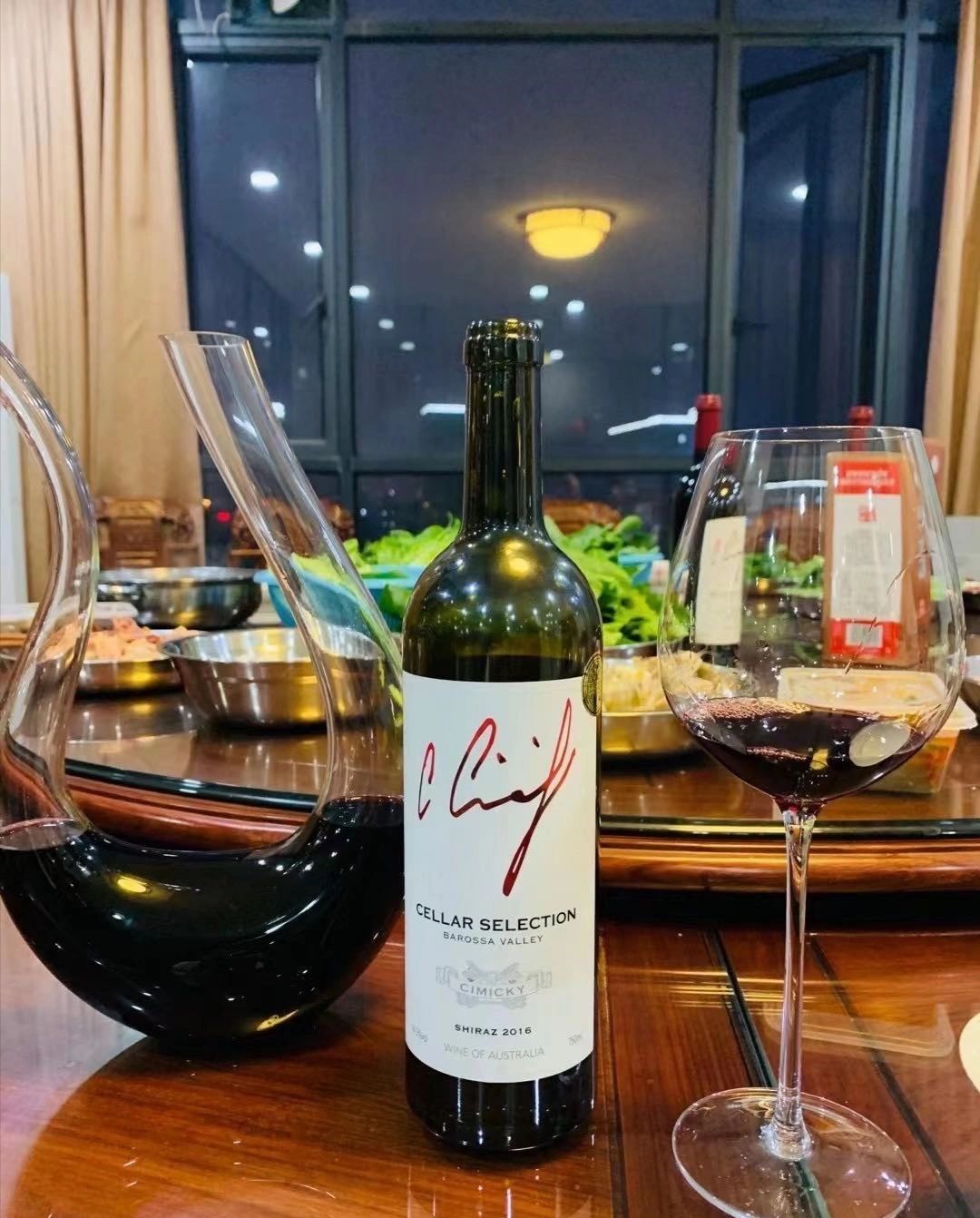 红酒酒杯醒酒器聚会(.我讨厌顺其自然这句话，但是却只能顺其自然.)-喵神素材库